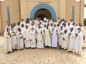 Messe chrismale dans le diocèse de Sokodé