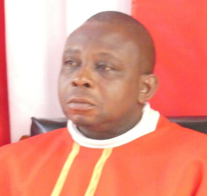 Emission 14 “Je veux savoir” avec pour invité le Père Emmanuel KOUBAME