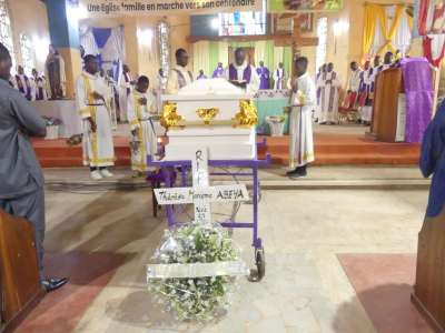 Célébration des obsèques de Maman Thérèse Mariama ABEYA Epse DADJA